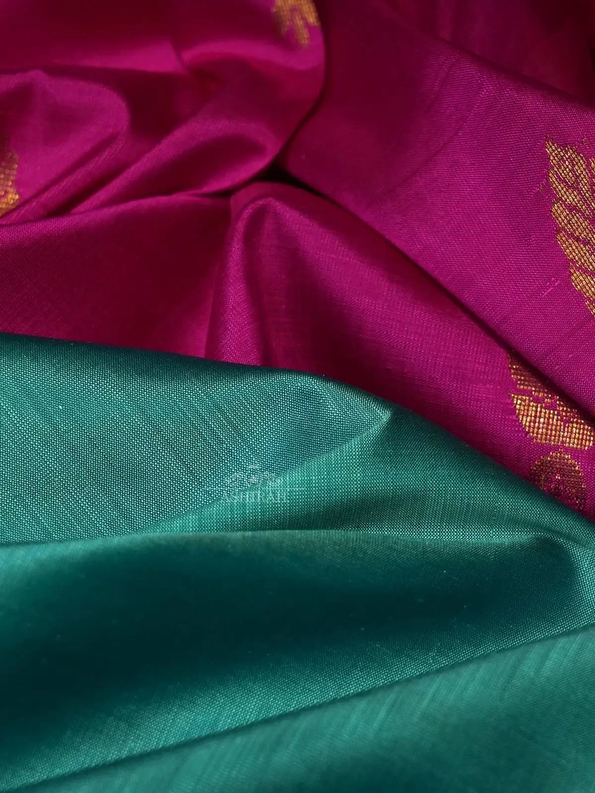 Dark Pink Pure Kanchipuram (bridal) Korvai Silk Saree With Leaf Motifs On The Body And Zari Border